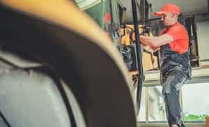 LARGE-MANUFACTURING-FIRM-IN-DETROIT,-USA-AUTOMATES-CFO-BACK-OFFICE-thumbnail